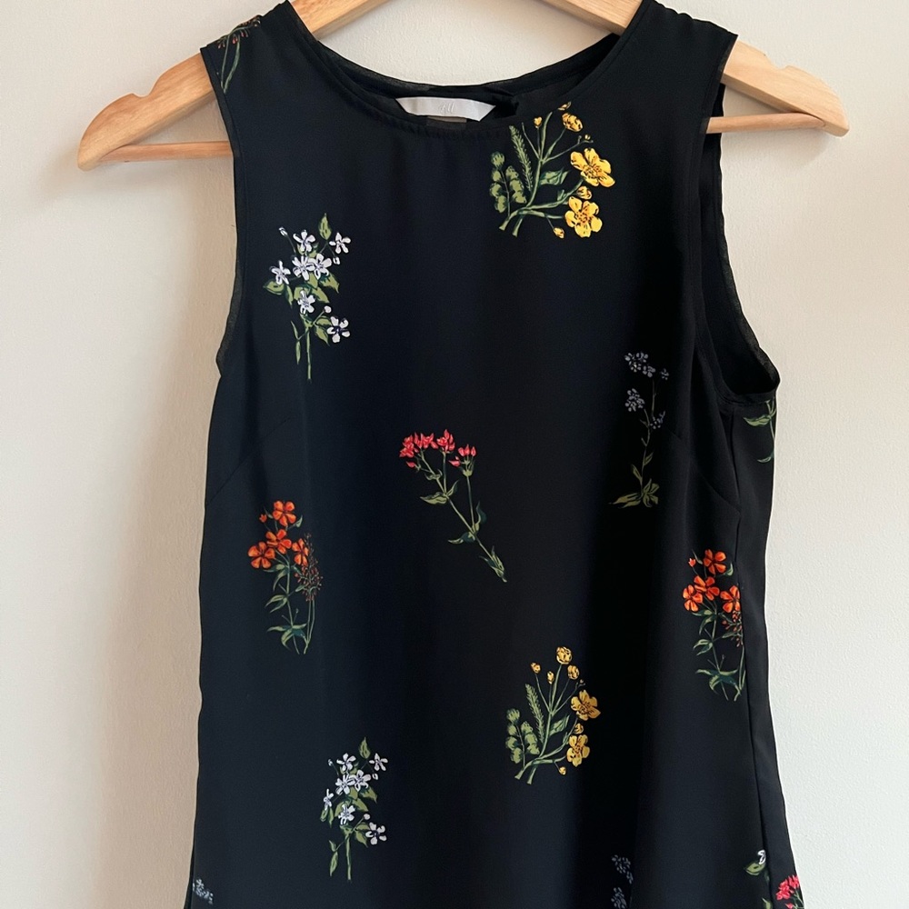 H & M Sleeveless Cami Black Floral Print Size 2